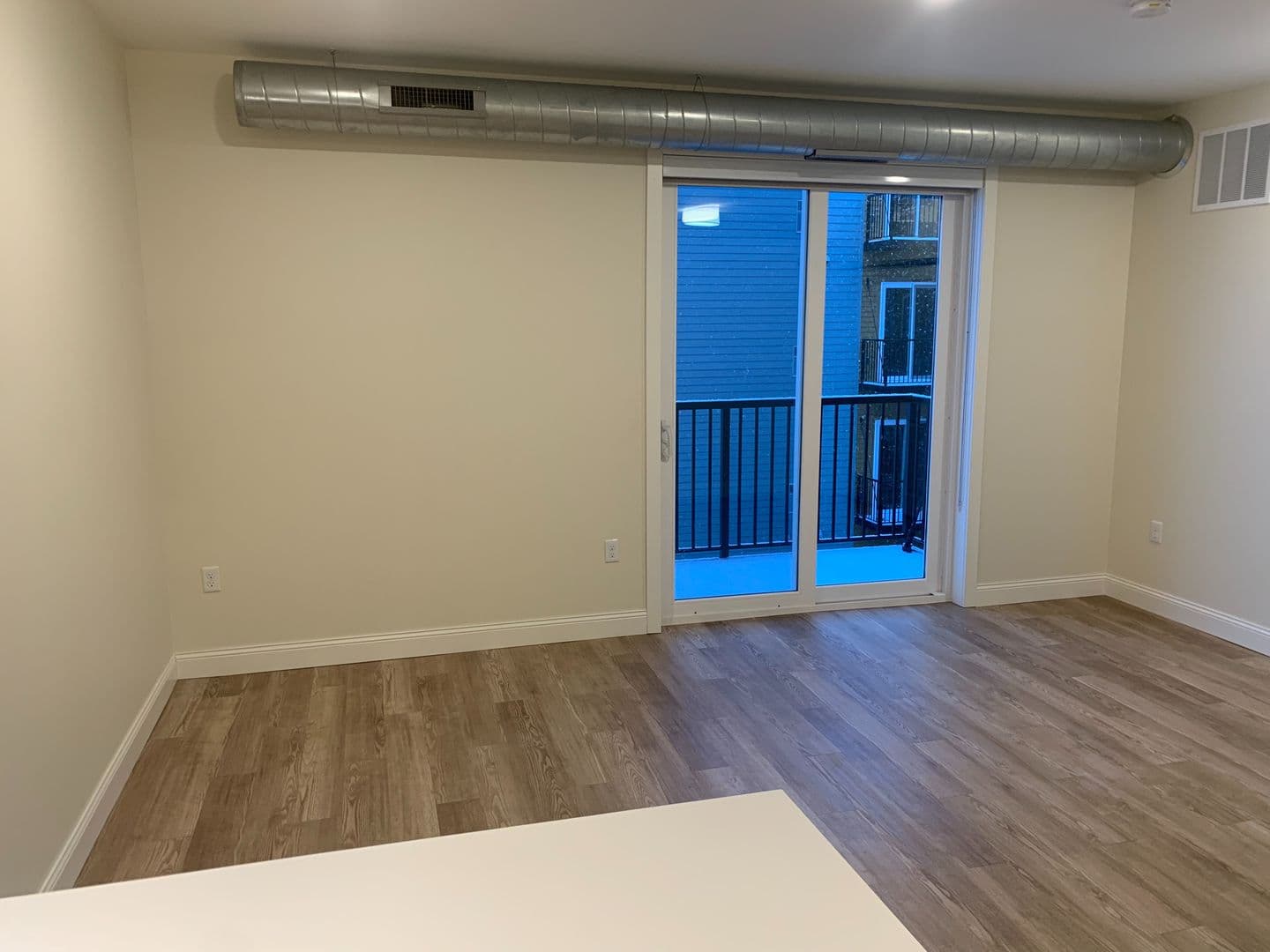 Duluth Apartment: 333 N.1st Ave. West,