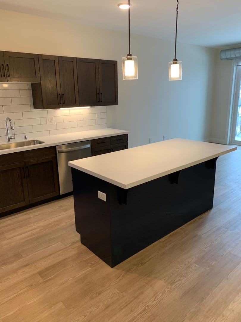 Duluth Apartment: 333 N.1st Ave. West,