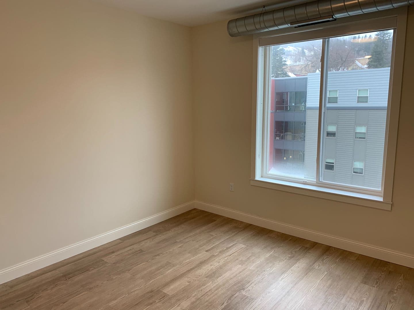 Duluth Apartment: 333 N.1st Ave. West,