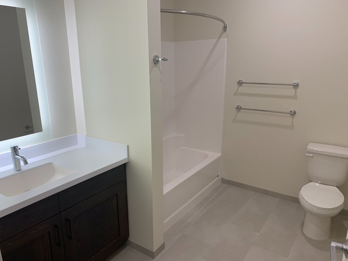Duluth Apartment: 333 N.1st Ave. West,