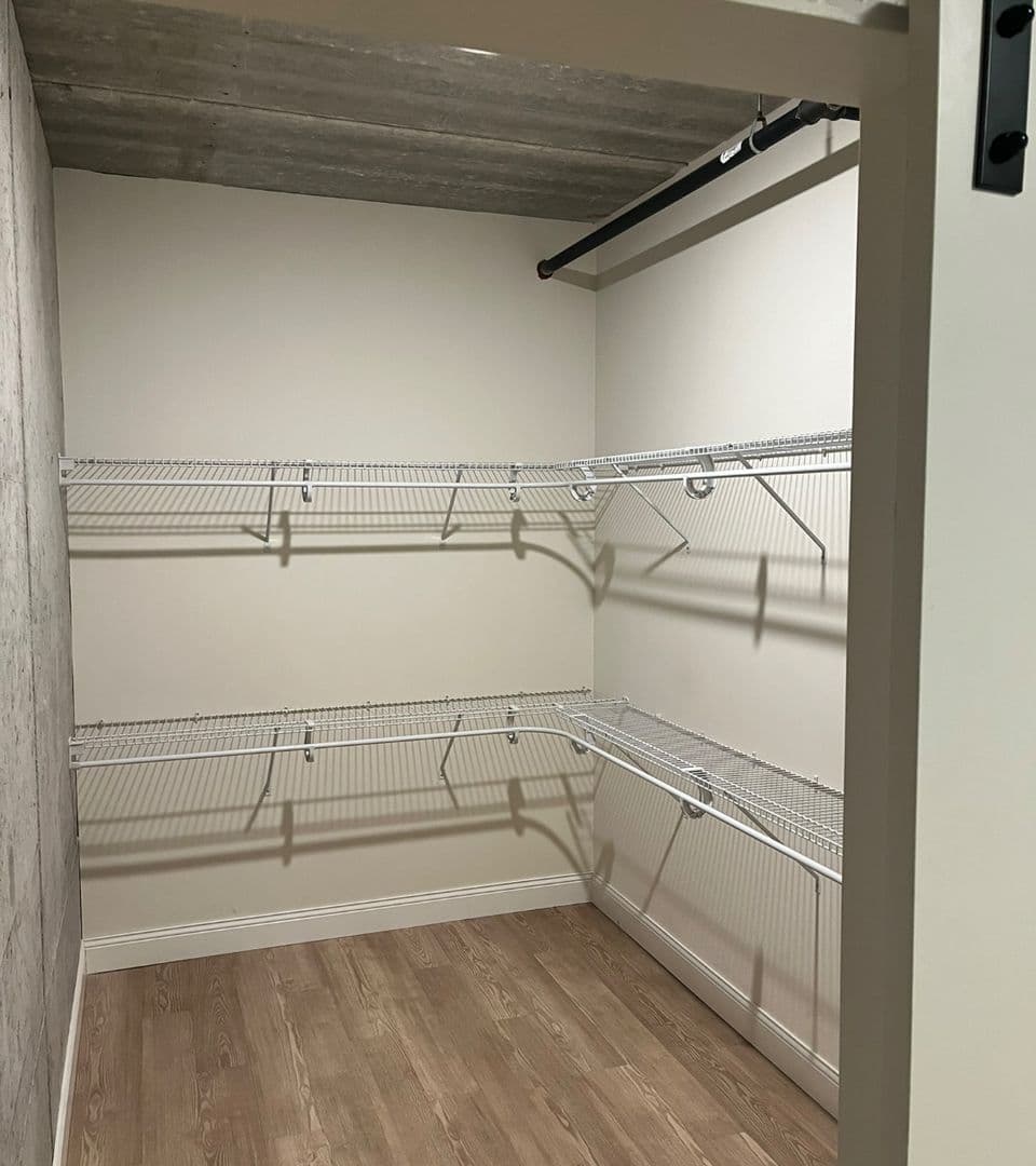 Duluth Apartment: 333 N.1st Ave. West,