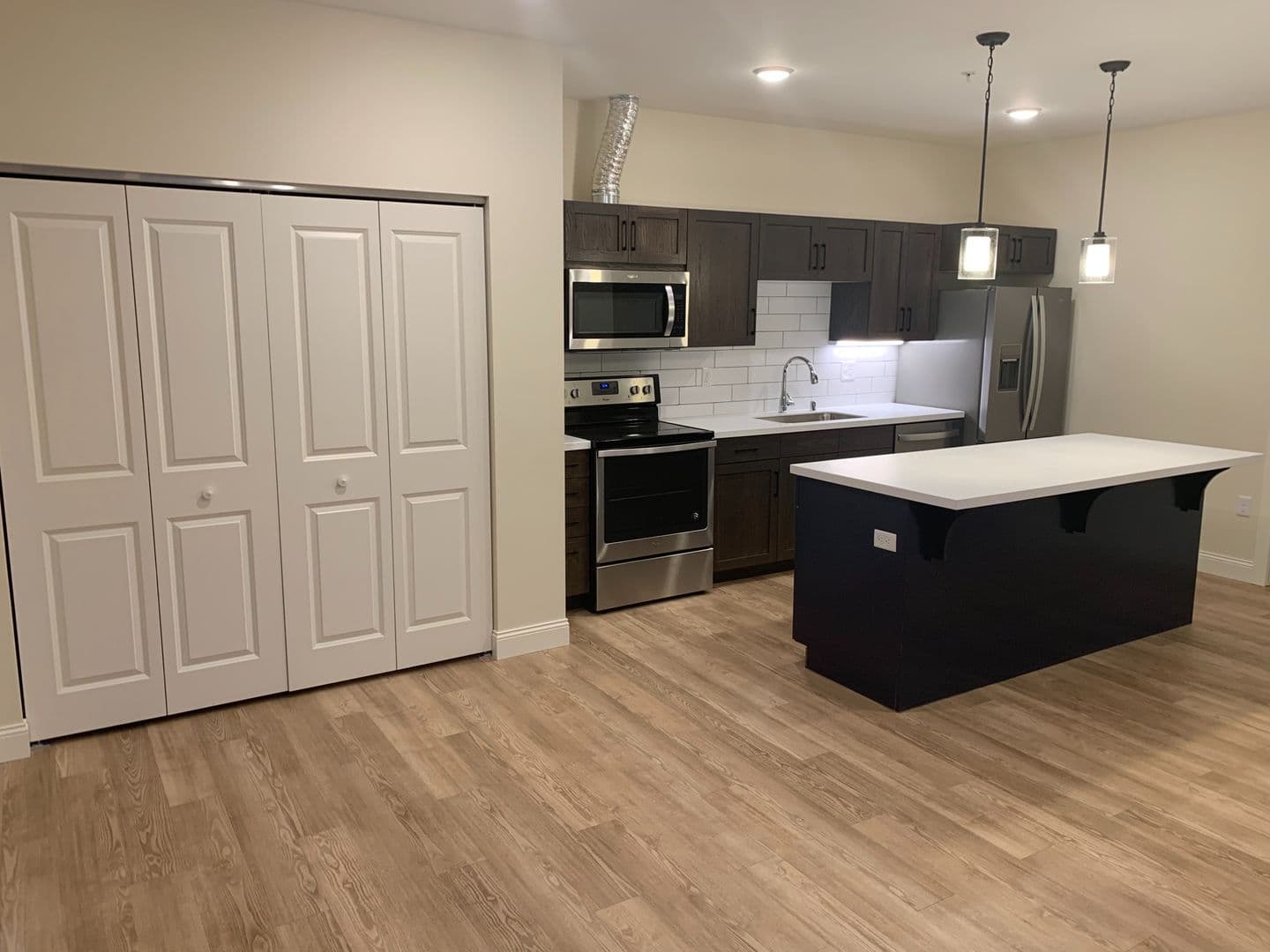 Duluth Apartment: 333 N.1st Ave. West,