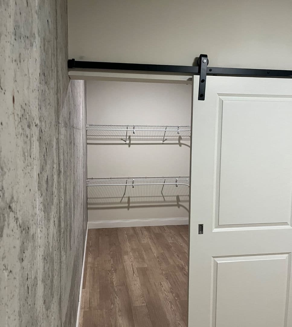 Duluth Apartment: 333 N.1st Ave. West,