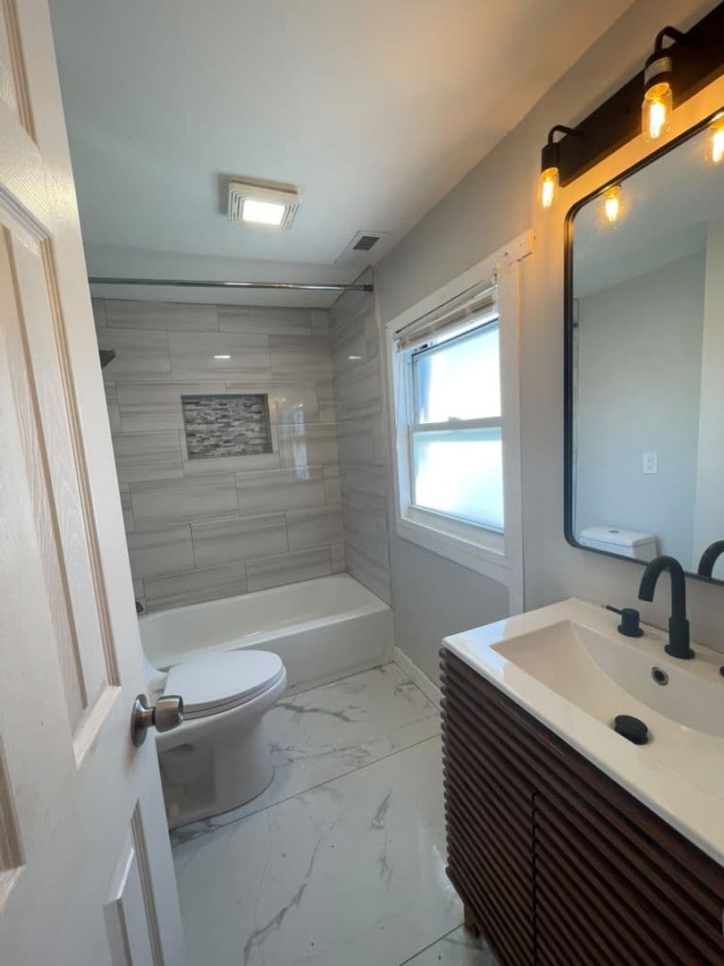 New Haven Apartment: 97 Cedar Street - 2