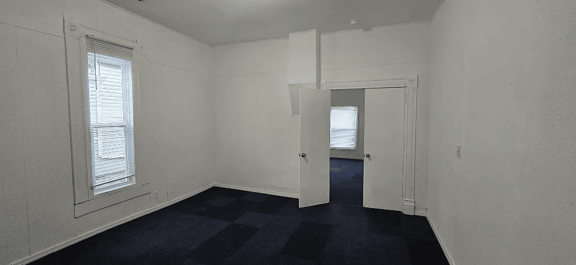 Springfield House: 1050 W State St