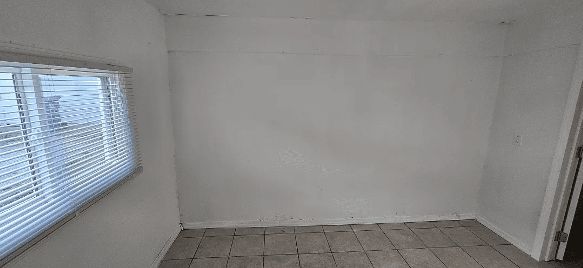 Springfield House: 1050 W State St