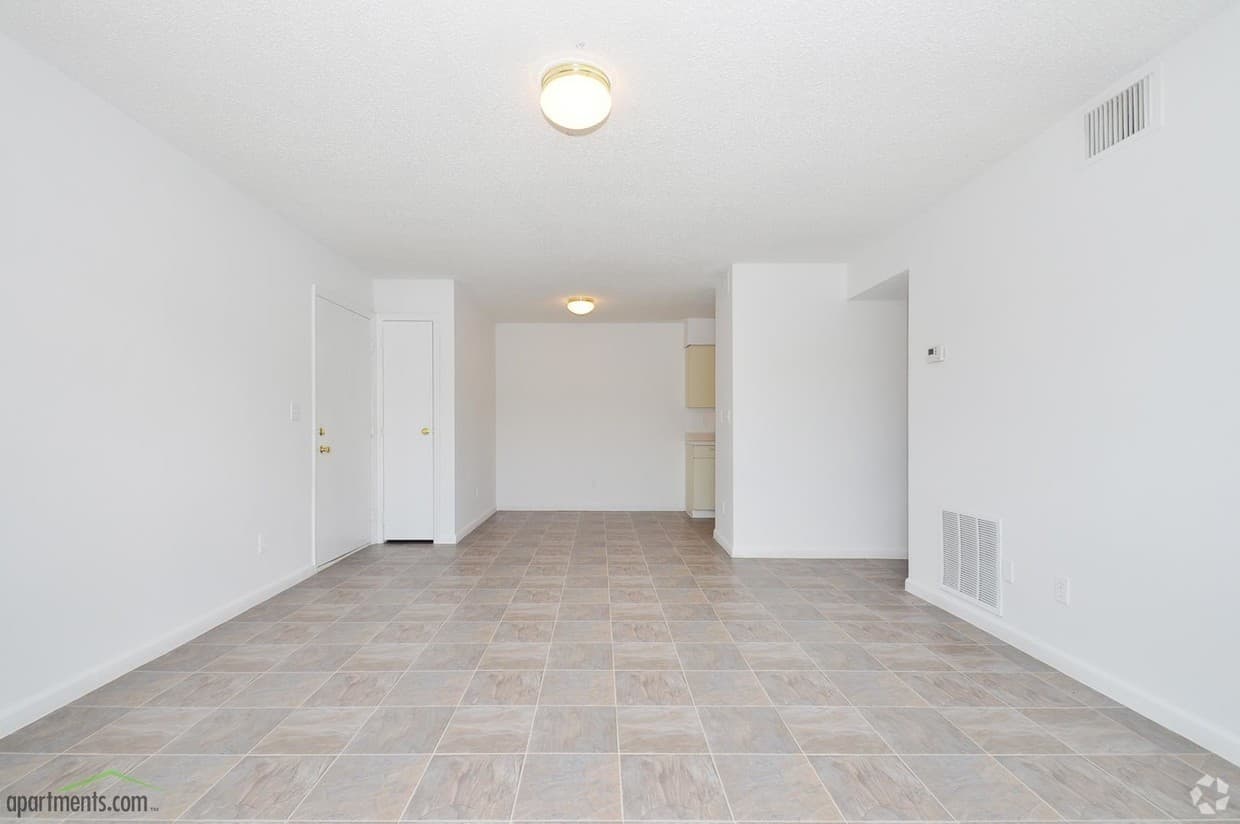 Bradenton Apartment: 1591 19th Street Ct E