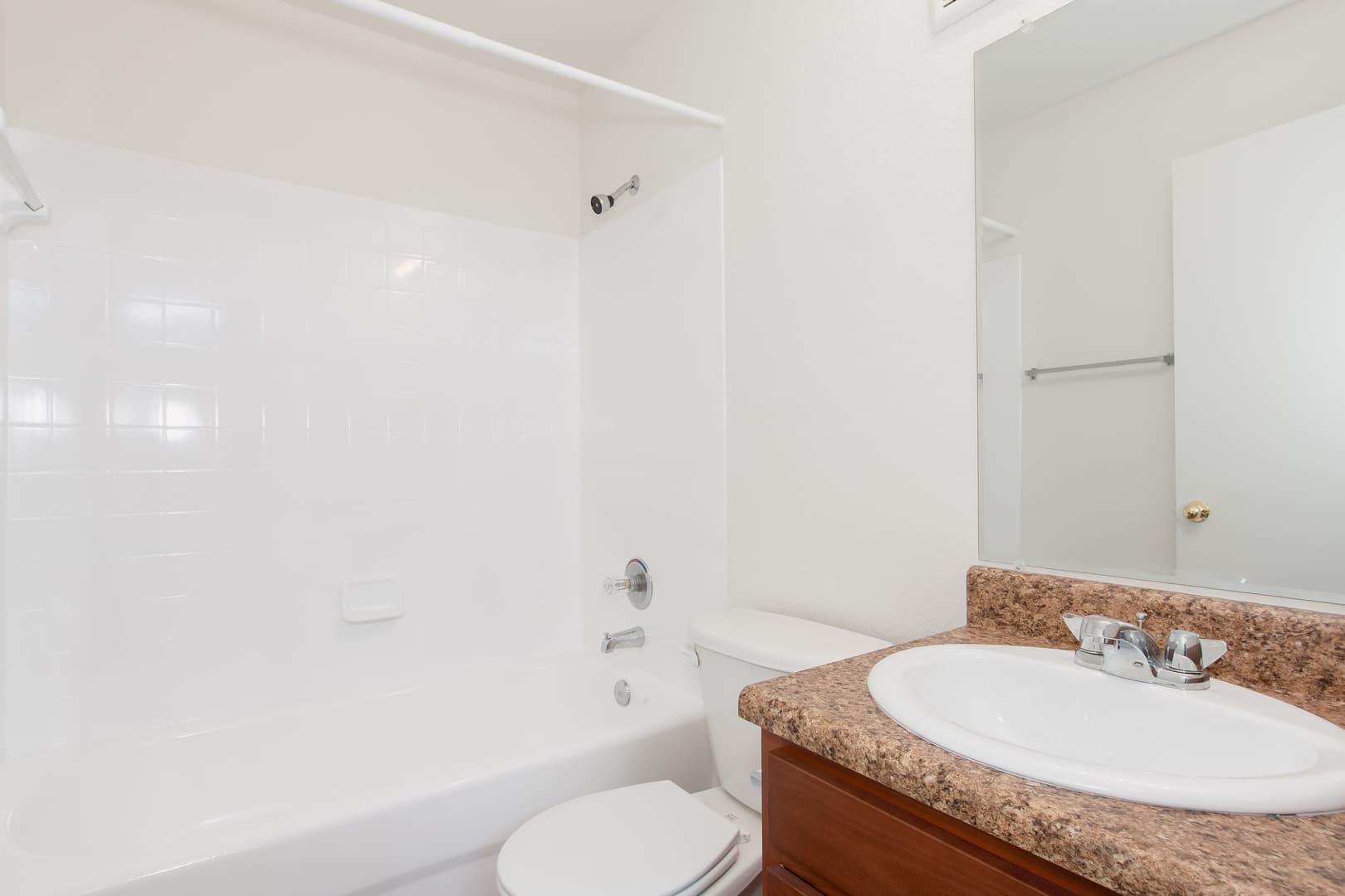 Plant City Apartment: 1001 Fairwinds Circle