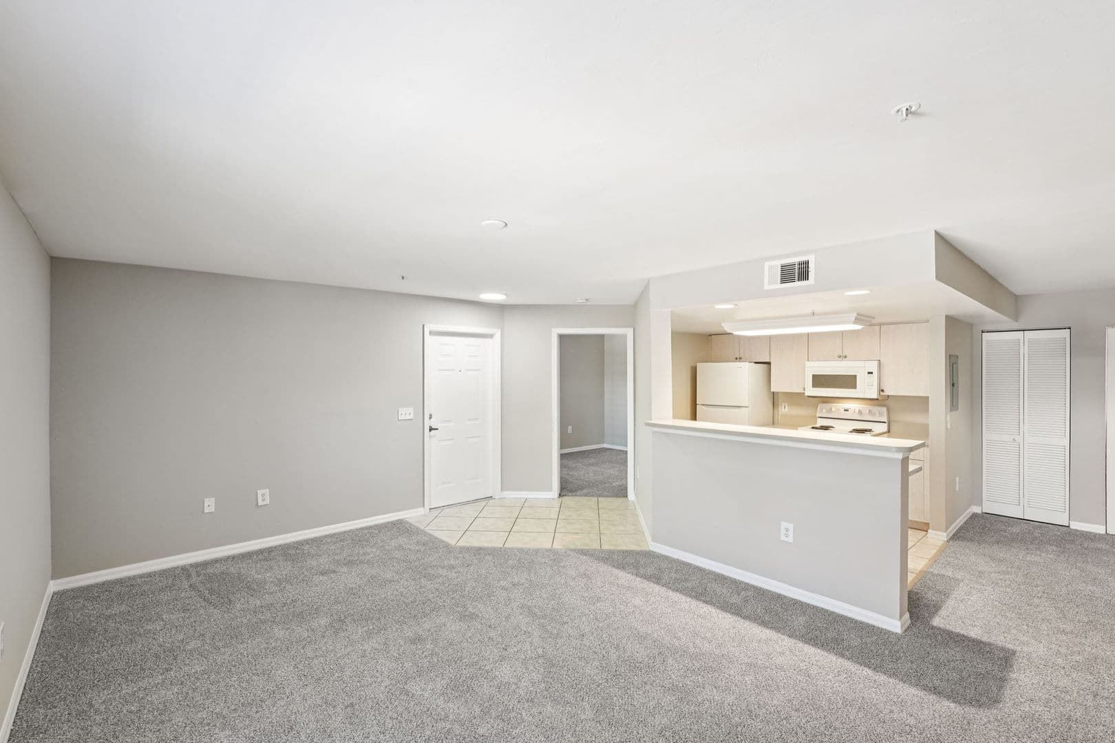 Cape Coral Apartment: 1751 Four Mile Cove Pkwy