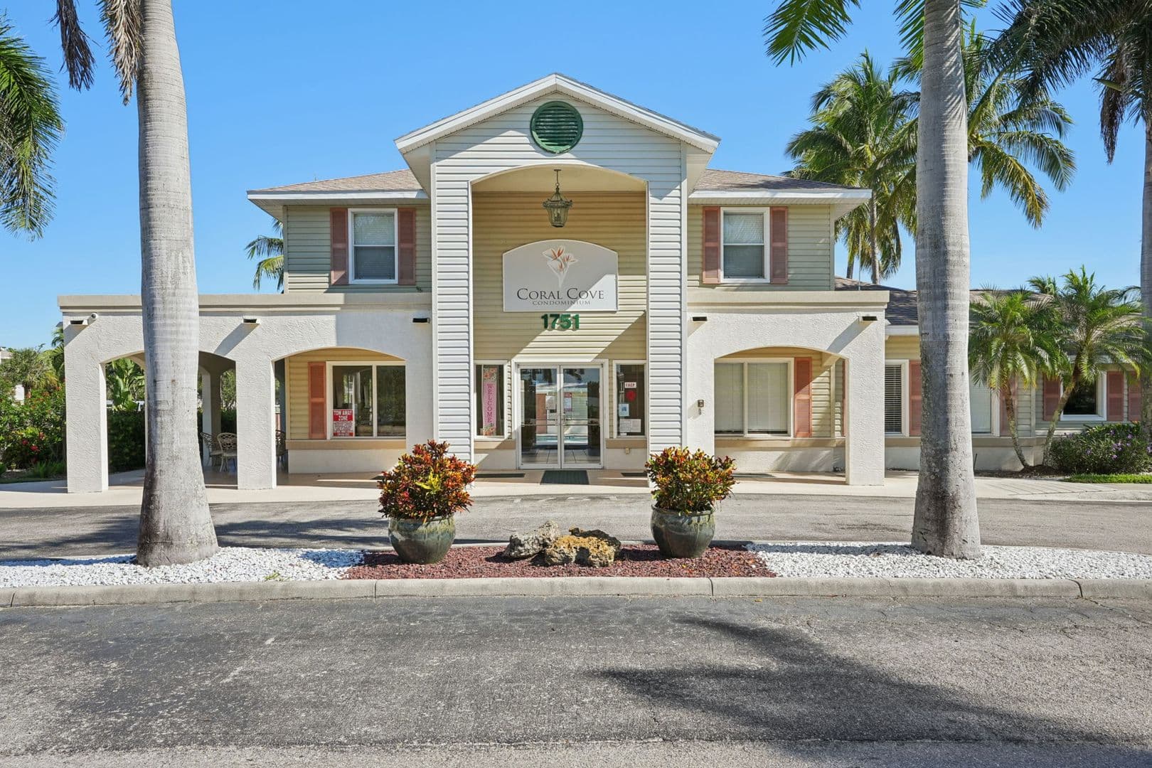 Cape Coral Apartment: 1751 Four Mile Cove Pkwy
