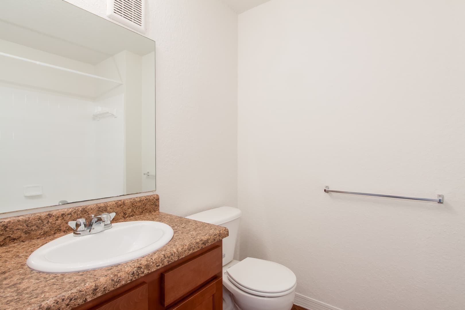 Plant City Apartment: 1001 Fairwinds Circle