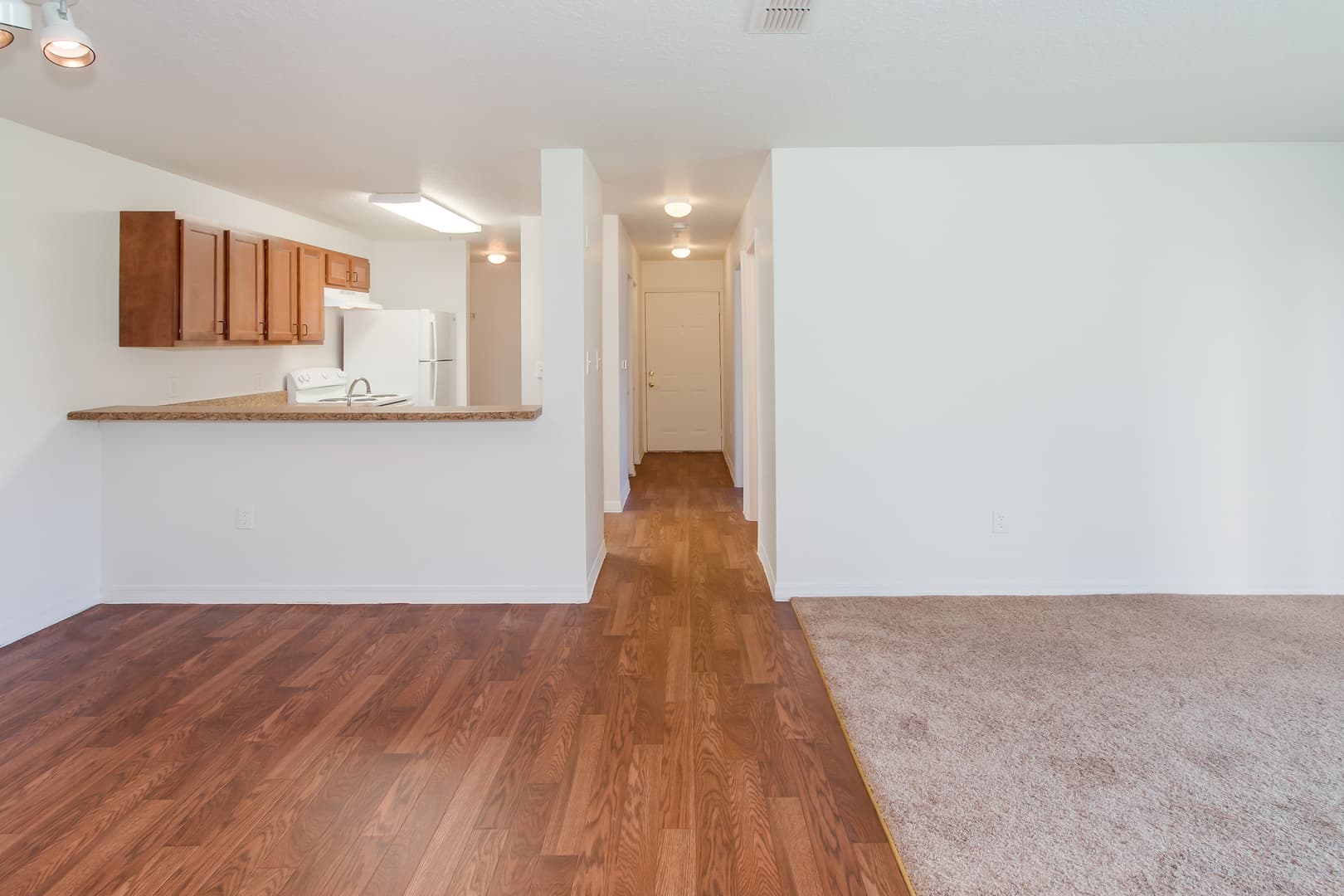 Plant City Apartment: 1001 Fairwinds Circle