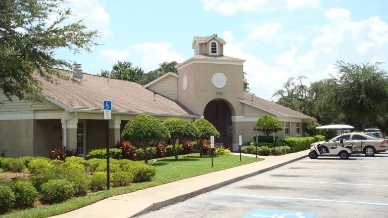 Plant City Apartment: 1001 Fairwinds Circle