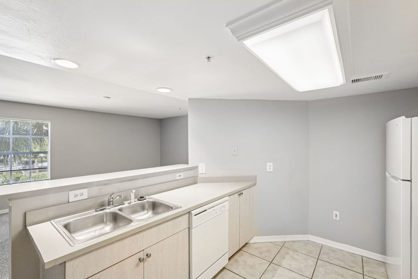 Cape Coral Apartment: 1751 Four Mile Cove Pkwy