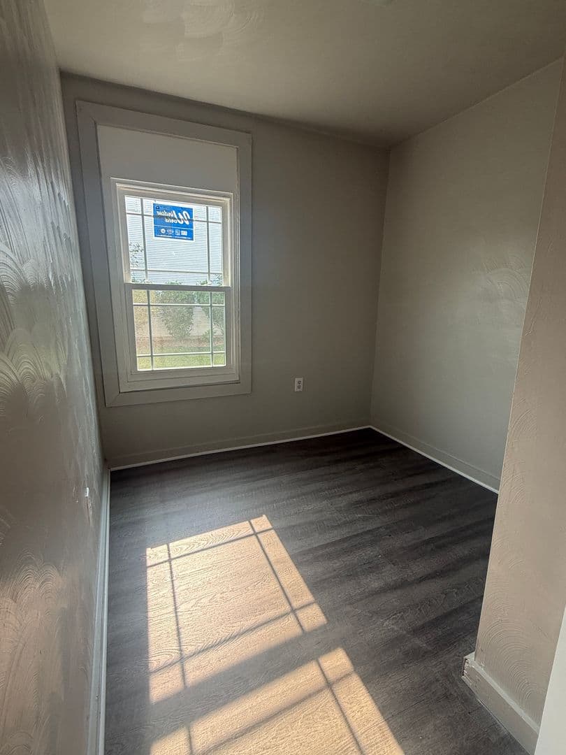 South Bend Apartment: 1414 W Washington St