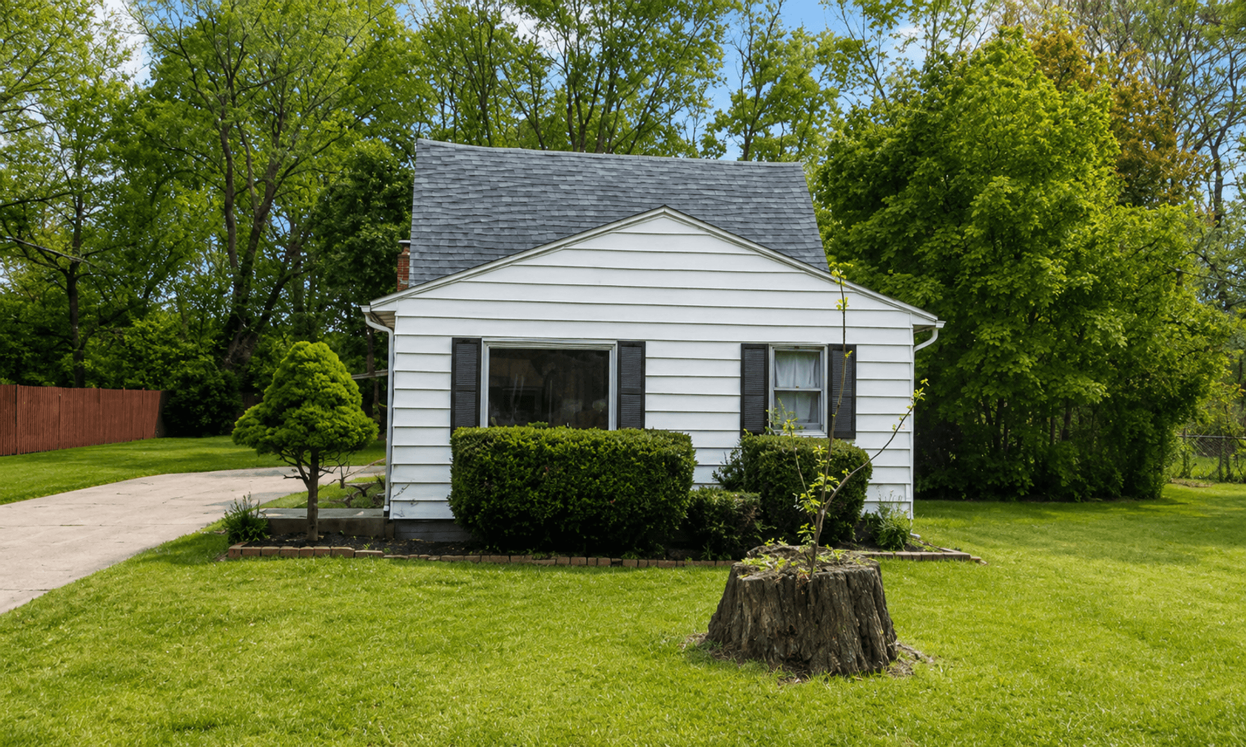 South Bend House: 52626 Hastings St