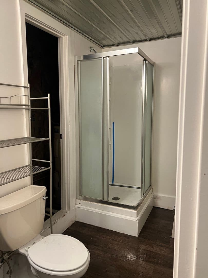 Goshen Apartment: 311 1/2 South 10th Street