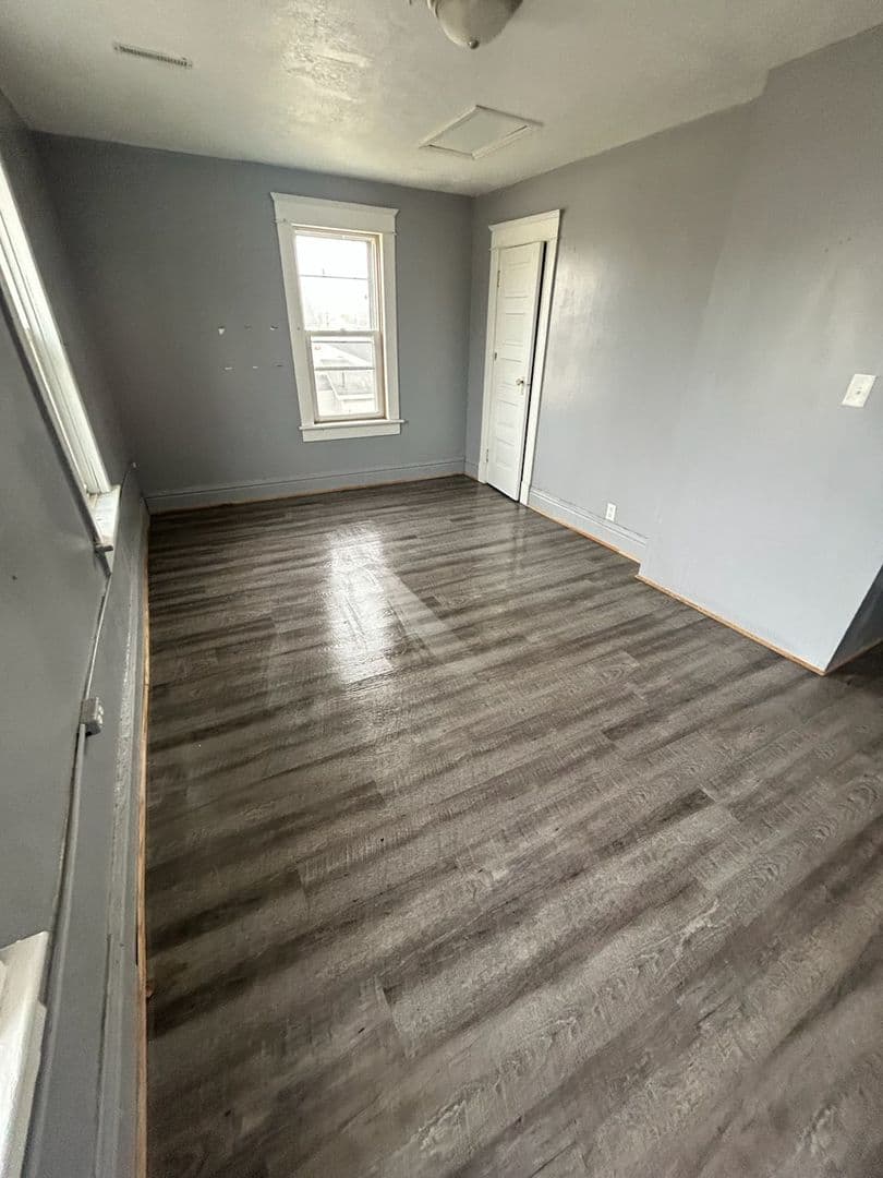 Elkhart Apartment: 325 Harrison St.