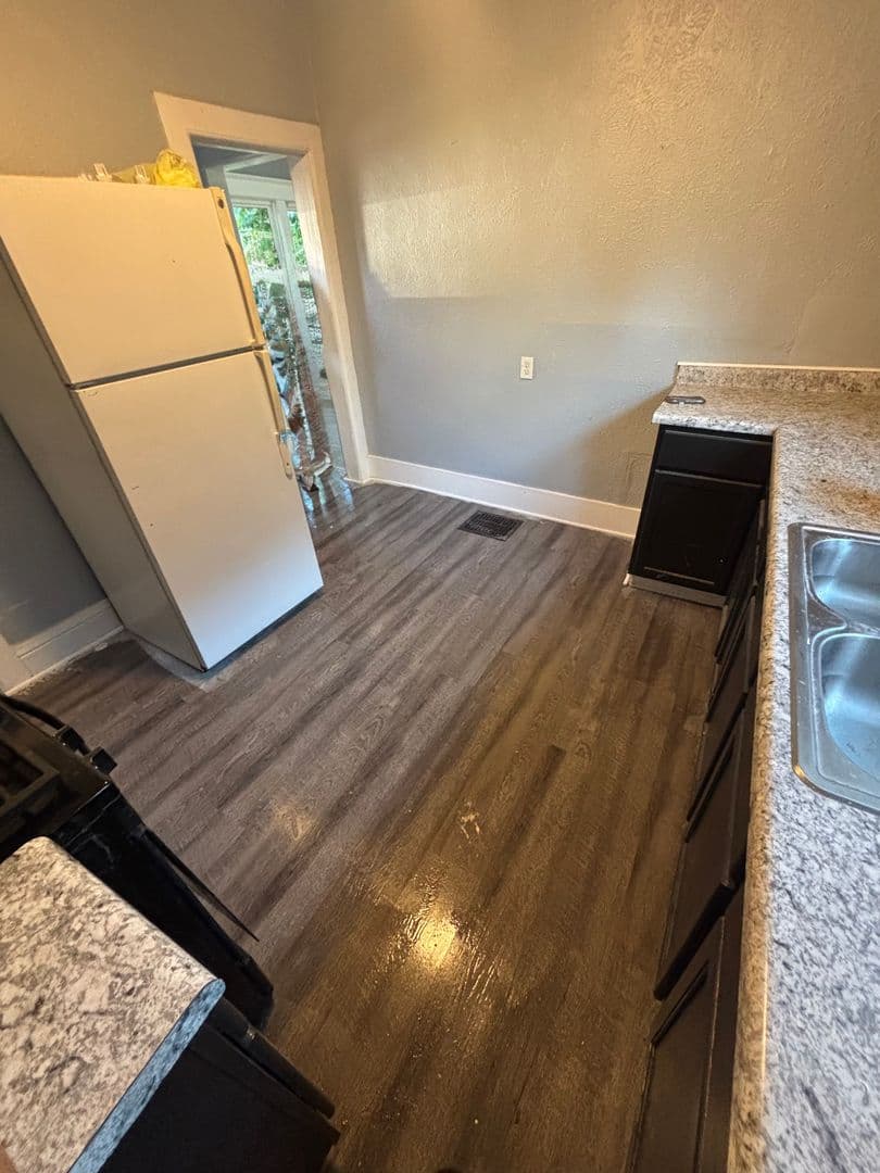 South Bend House: 2205 Lincoln Way W