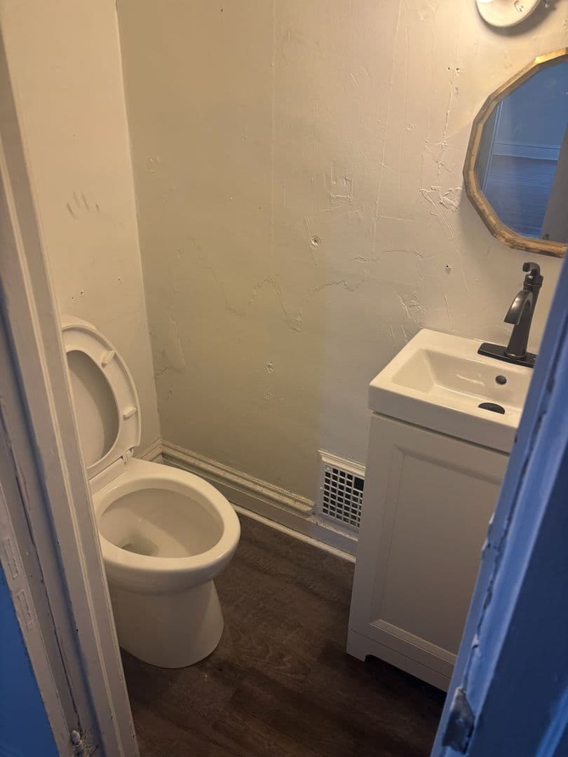 Elkhart Apartment: 509 West Franklin St.