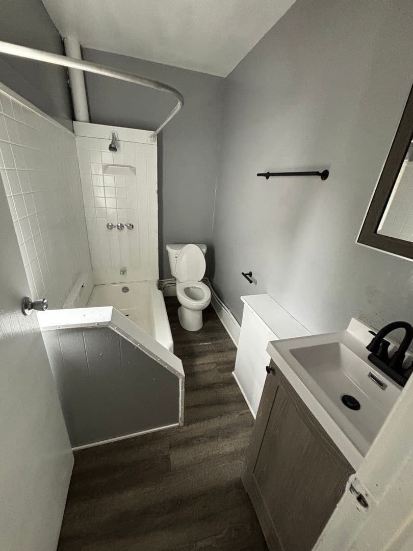Elkhart Apartment: 514 South 5th Street