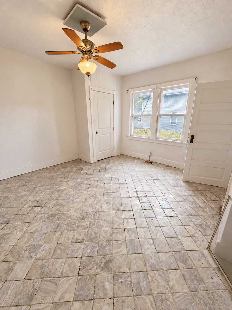 South Bend Apartment: 412 North William Street