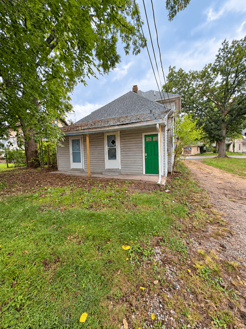South Bend Apartment: 412 North William Street
