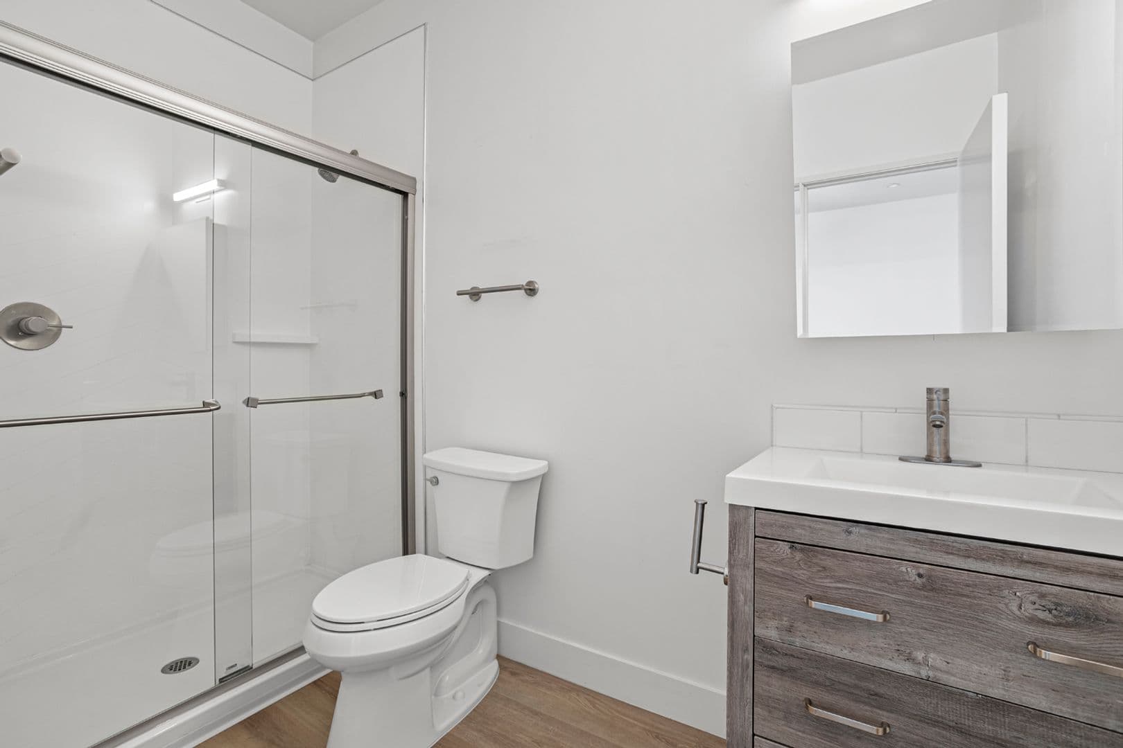 Los Angeles Apartment: 2714 Portland Street