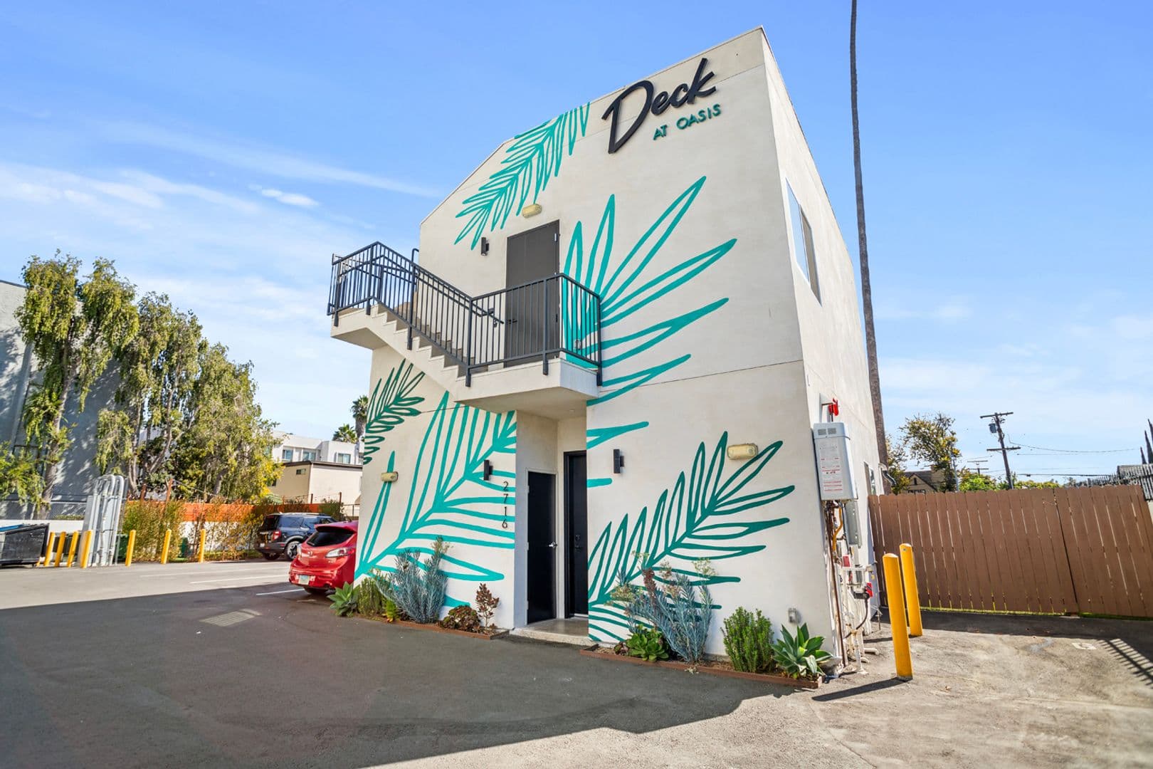 Los Angeles Apartment: 2714 Portland Street