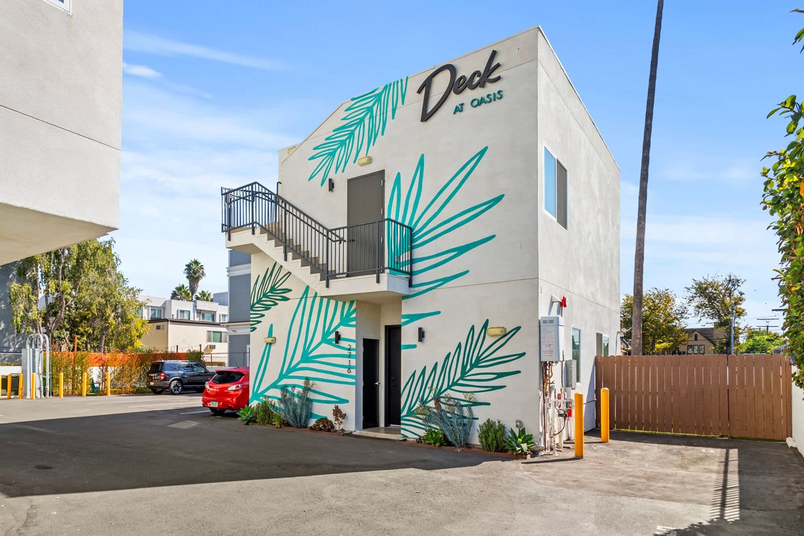 Los Angeles Apartment: 2714 Portland Street