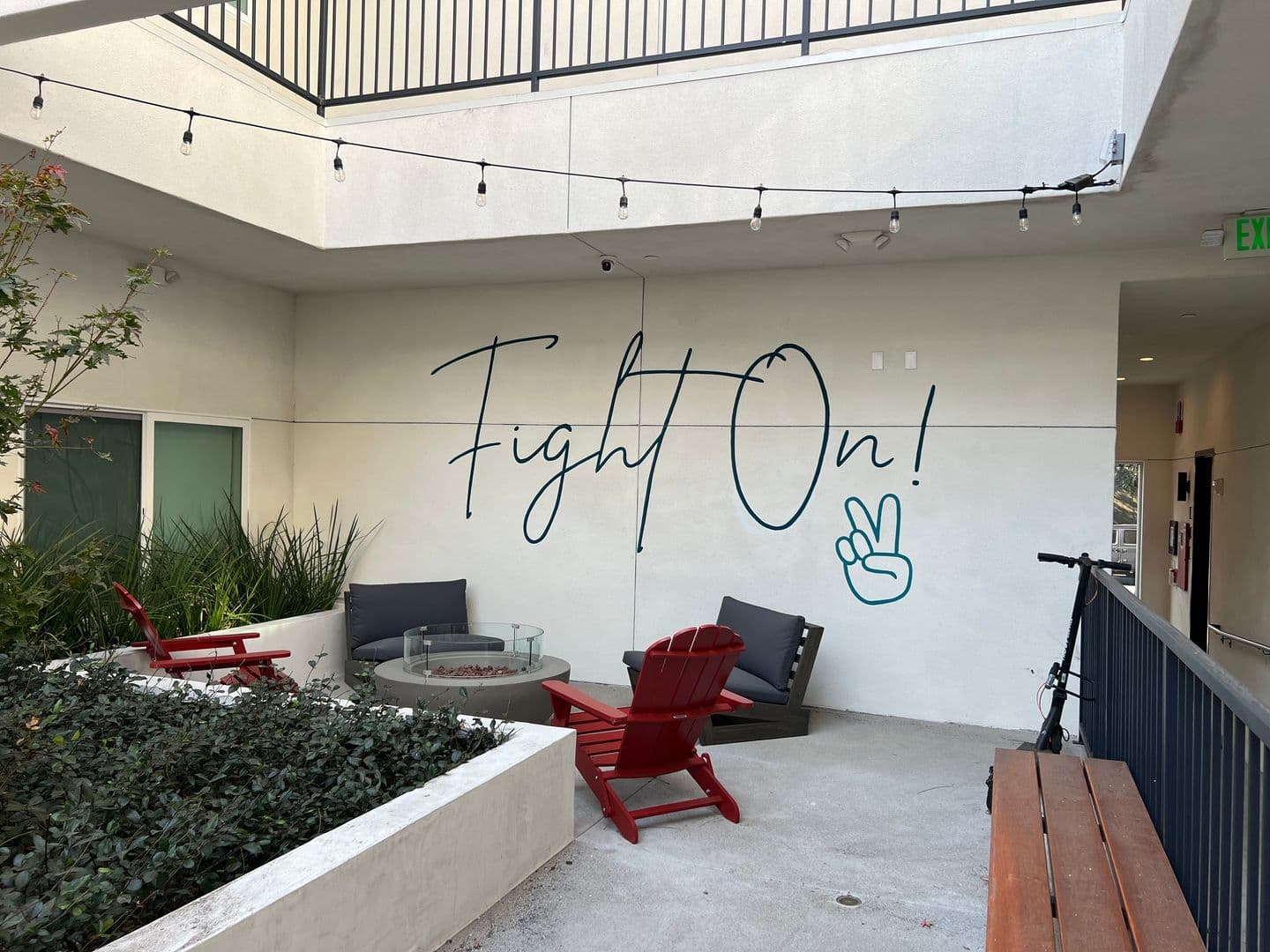 Los Angeles Apartment: 2714 Portland Street