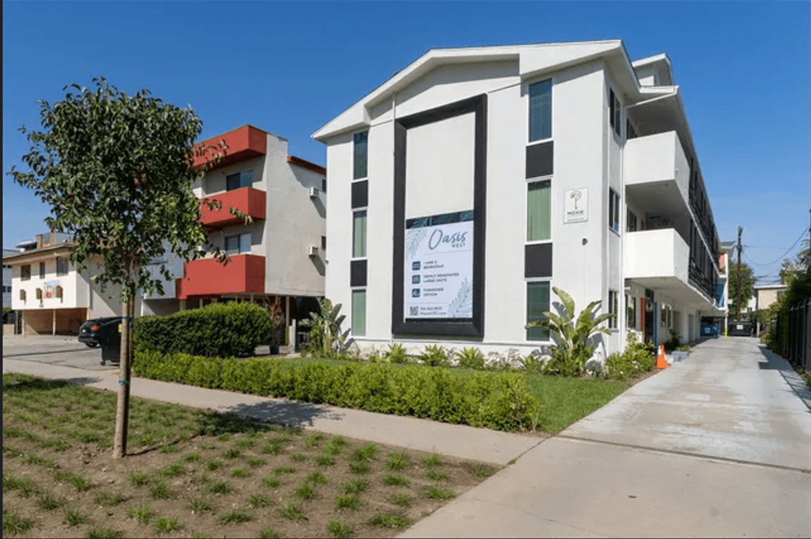 Los Angeles Apartment: 2670 Ellendale Place