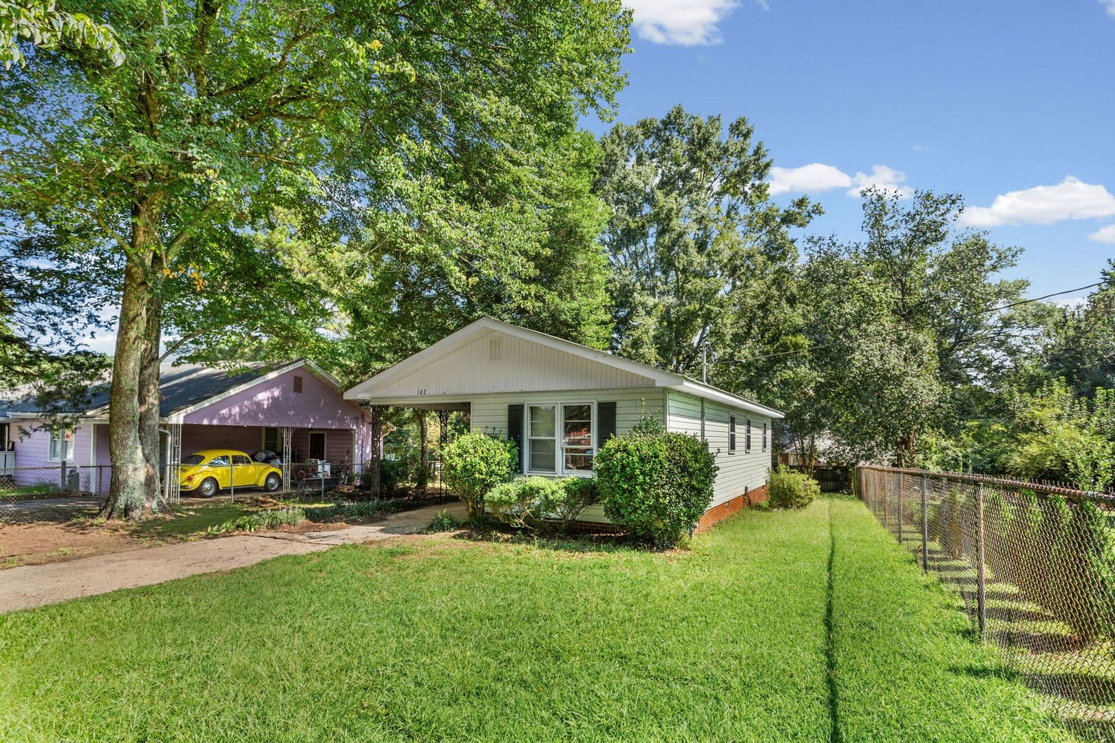 Carrollton House: 102 Pierce Street
