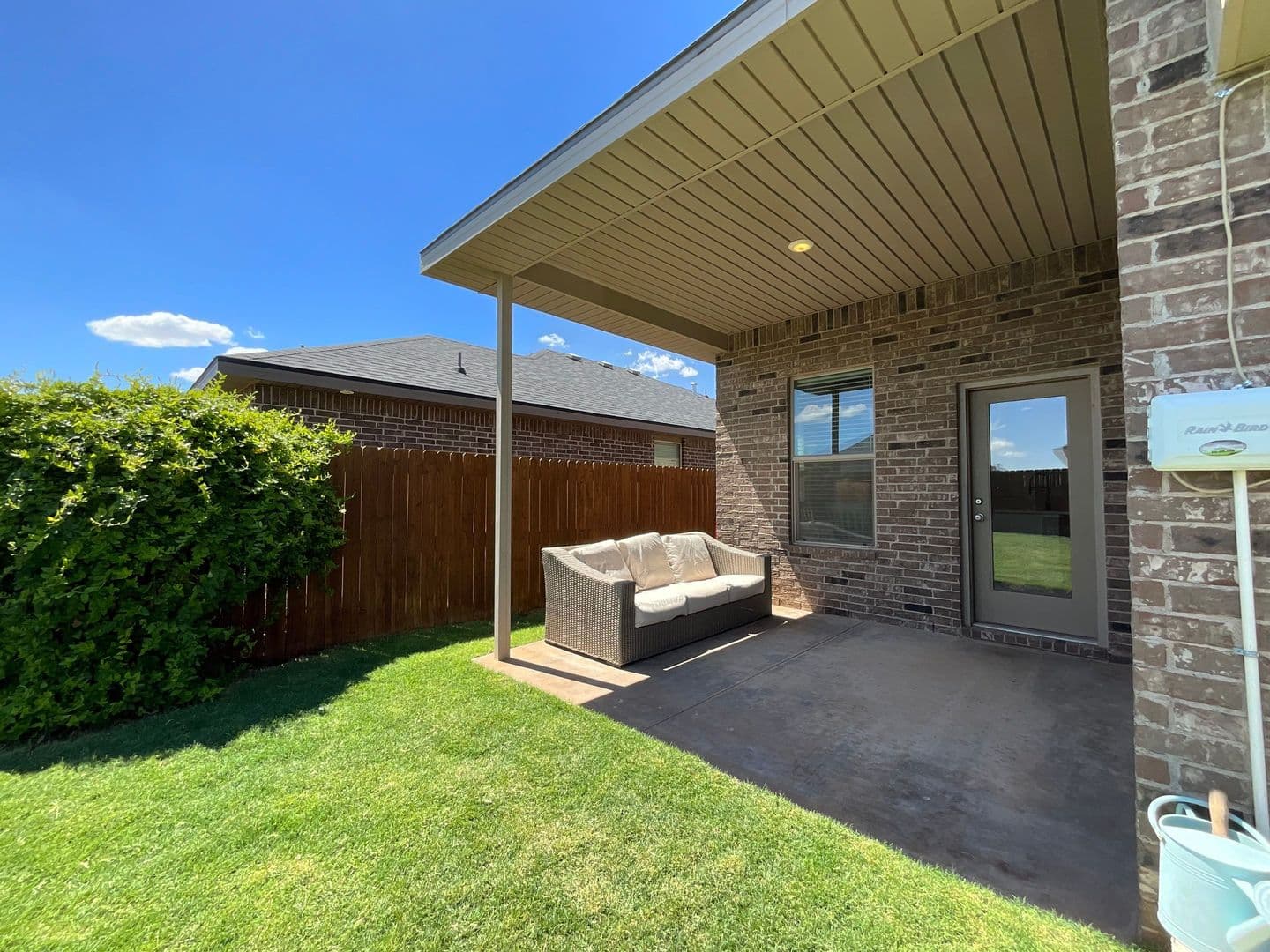Midland House: 2408 Outlaw