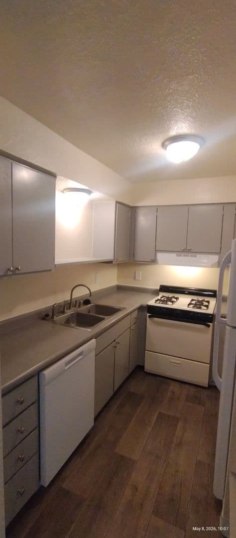 Albuquerque Apartment: 14225 Copper Ave NE