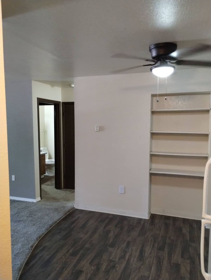 Albuquerque Apartment: 6110 Academy Rd NE