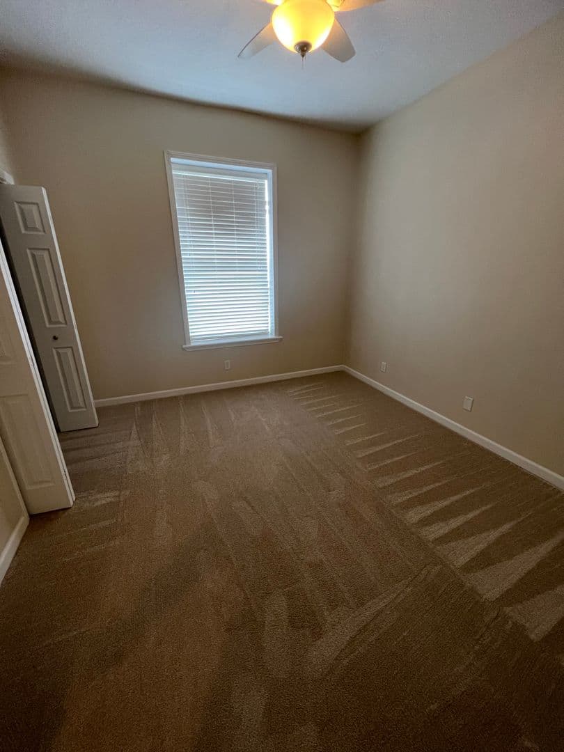 Davenport Apartment: 108 W 5th Street