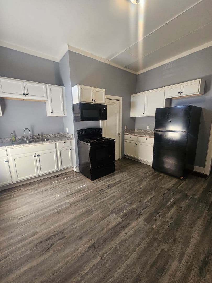 Rock Island House: 1308 4th Ave.