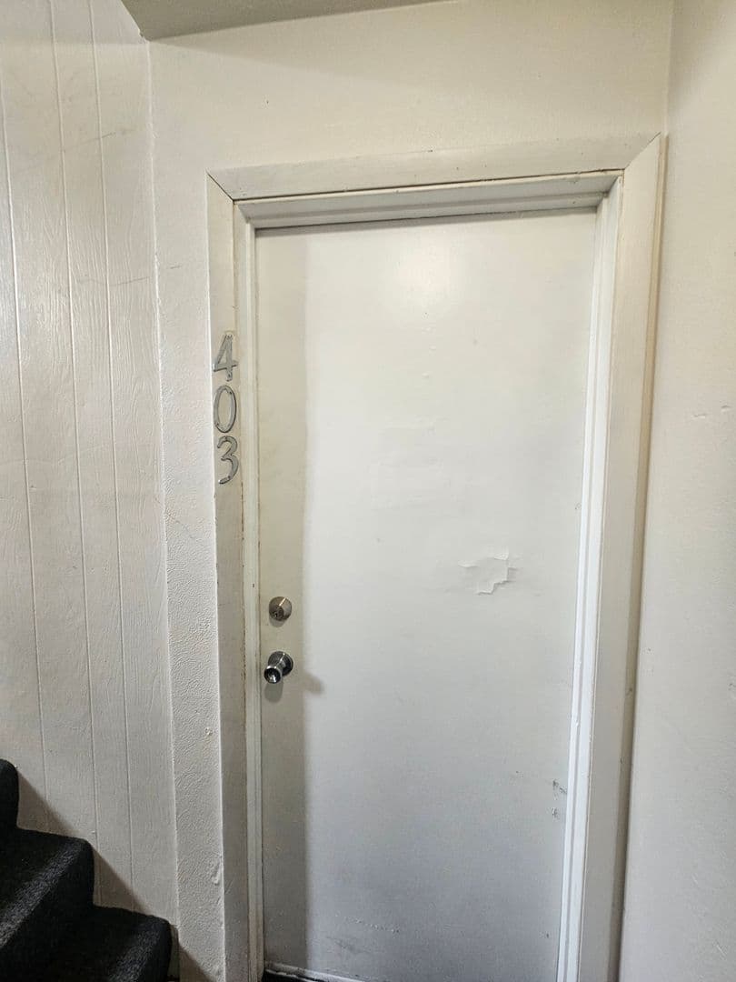 Aledo Apartment: 401-407 SW 8th St.