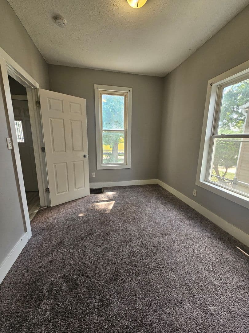 Rock Island House: 509 19th Ave.