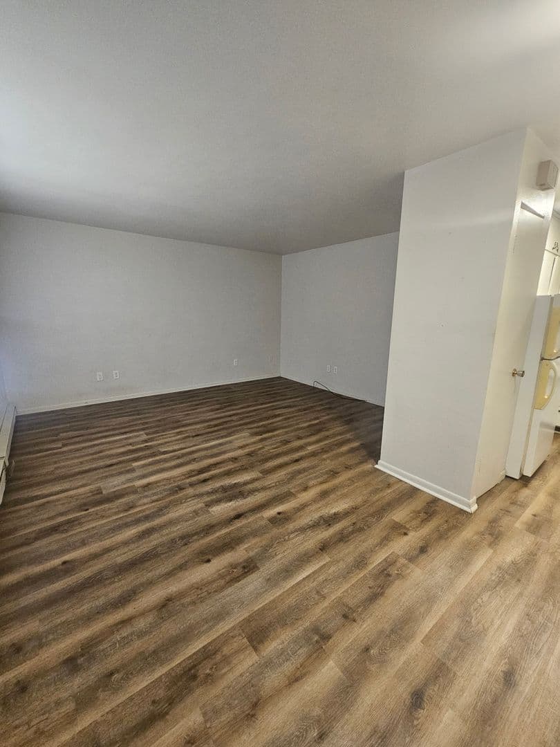 Aledo Apartment: 607 NE 3rd Ave