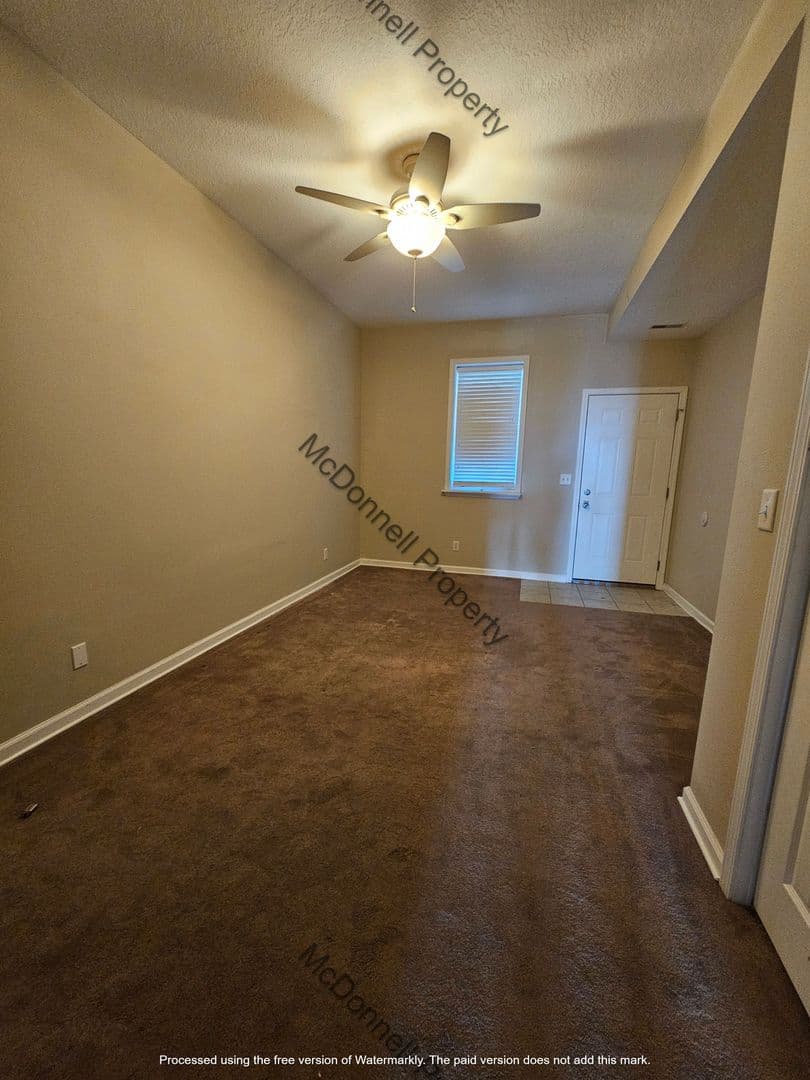 Davenport Apartment: 108 W 5th Street