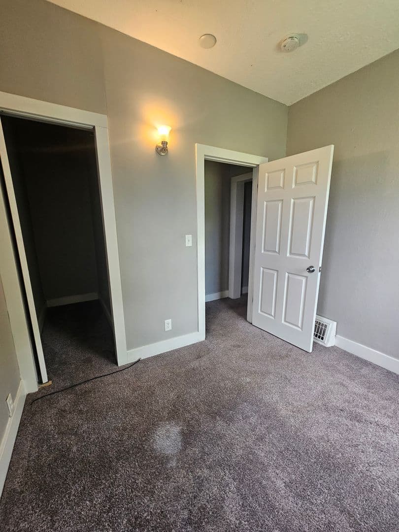 Rock Island House: 509 19th Ave.