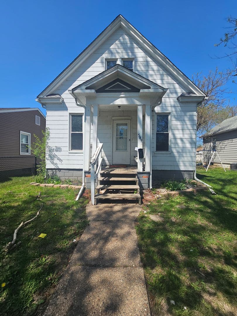 Rock Island House: 509 19th Ave.