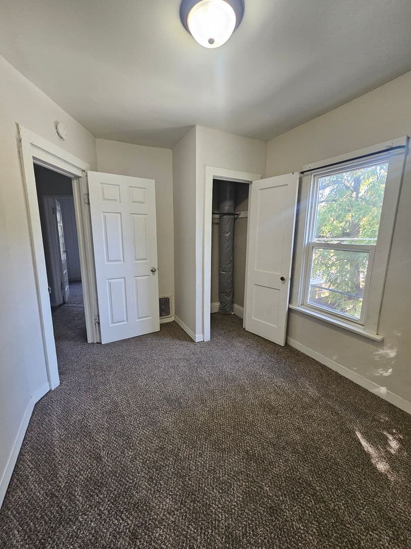 Davenport House: 1413 Carey Ave.