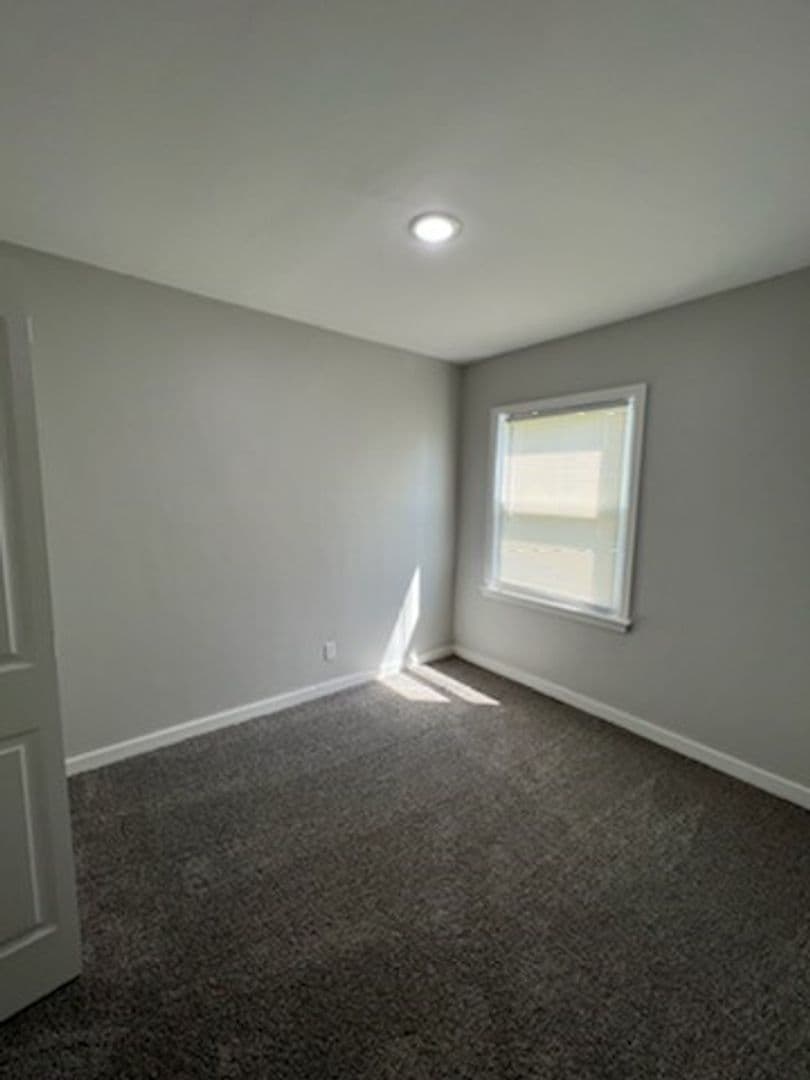 Davenport Apartment: 3803 - 3805 Johnson Ave.