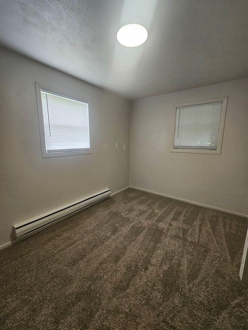 Aledo Apartment: 401-407 SW 8th St.