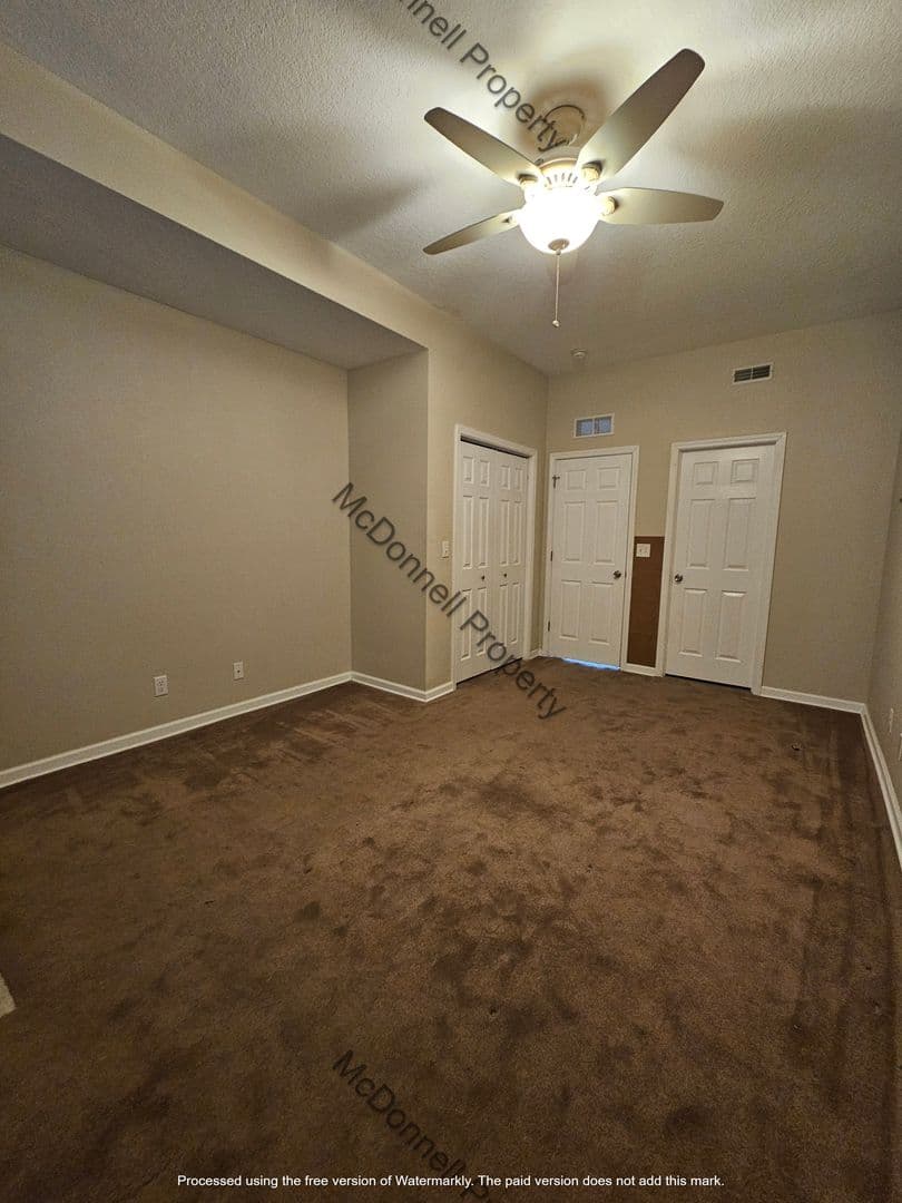 Davenport Apartment: 108 W 5th Street