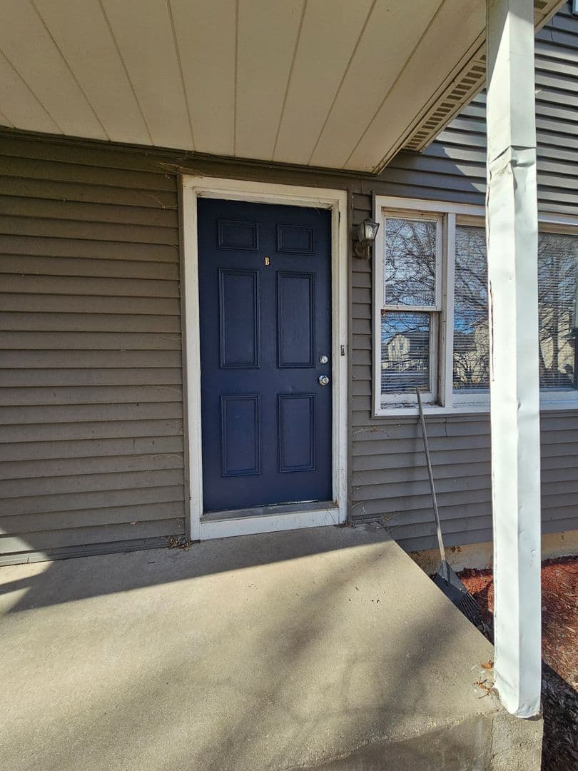 Davenport Apartment: 3367 Hillandale Rd. & 2931 W 34th St.