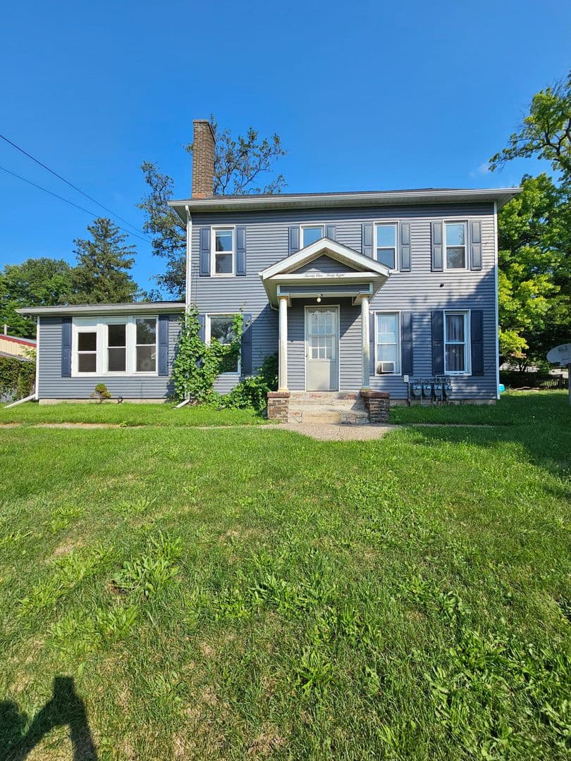 Davenport Apartment: 2148 Telegraph Rd.
